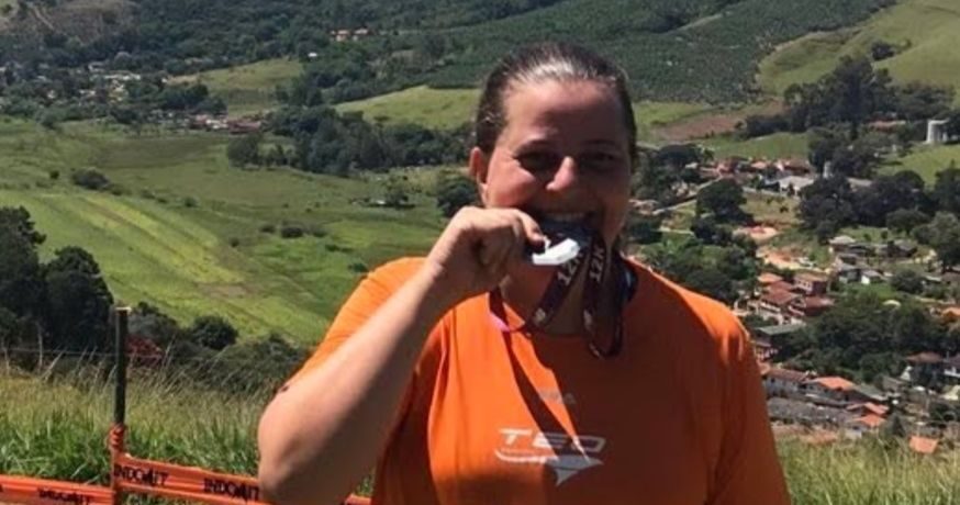 Maria Ângela Freitas paciente satisfeita após reeducação alimentar e acompanhamento nutricional saudável